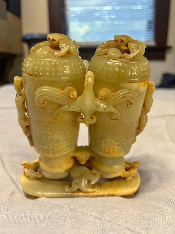 Han Dynasty Conjoined Twin Jade Cup (Hejin Wedding Cup)